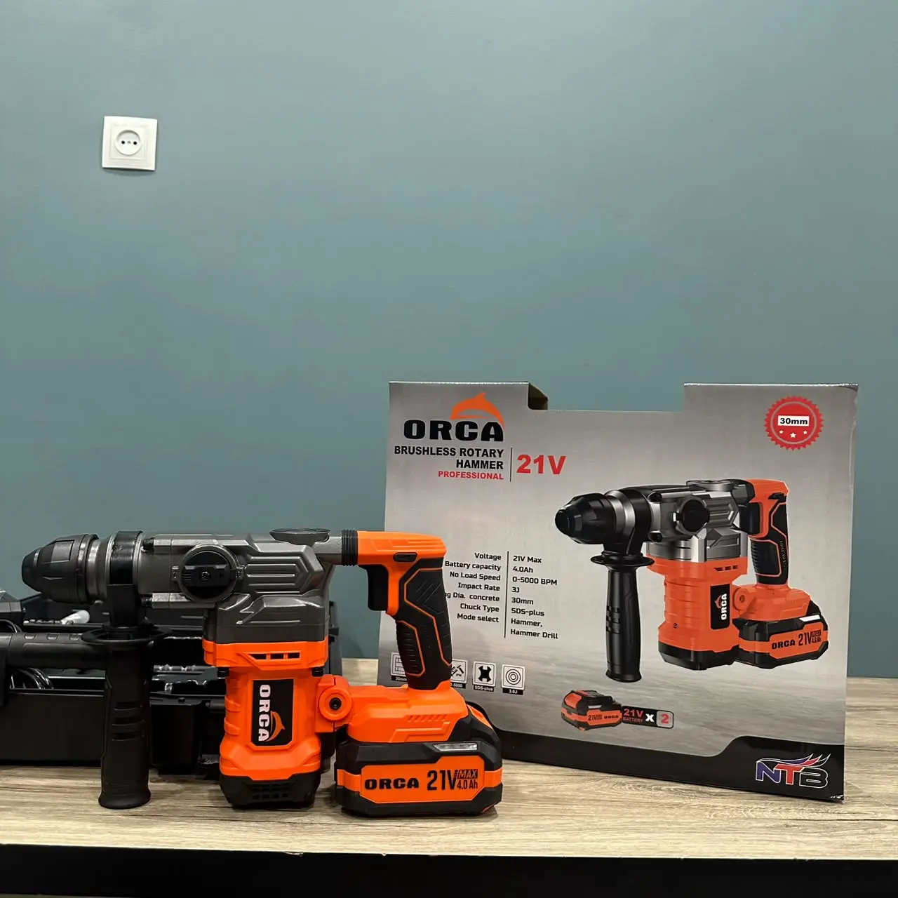 MARTEAU PIQUEUR PERFORATEUR ORCA CRH328M BRUSHLESS SANS FIL 21V 2 BATTERIES